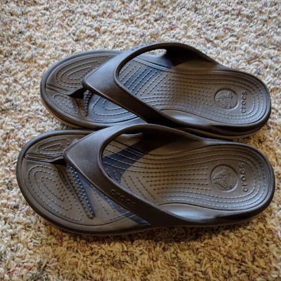 Crocs Sandals - Women's Size 8 - Picture 2 of 5